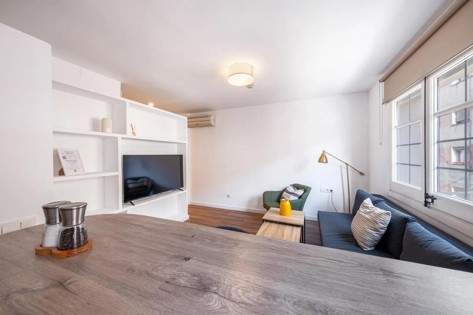 Caliu Apartments Barcelona - Fira L'Hospitalet de Llobregat 0*,